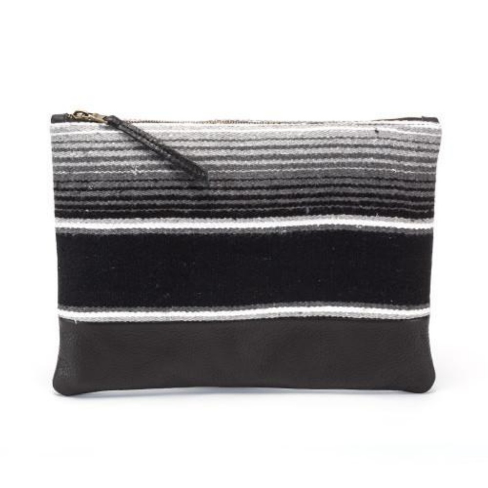 [Molly G] Sedona Clutch - Picture 3 of 3